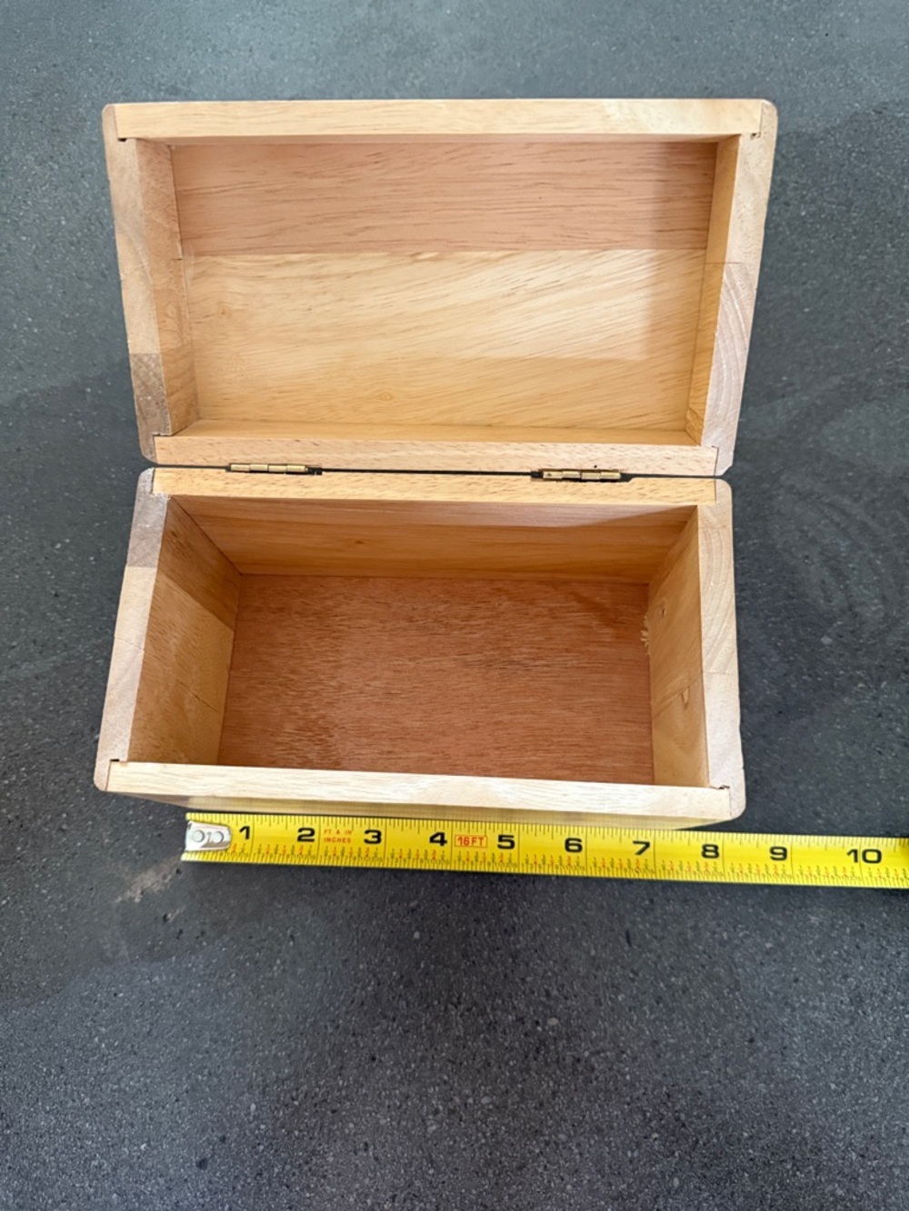 Wood Box Organizer Storage Chest in Natural Wood